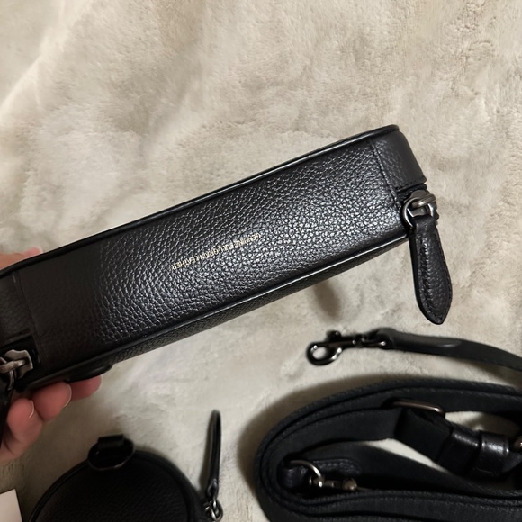 Coach  Crossbody - Picture 3 of 4